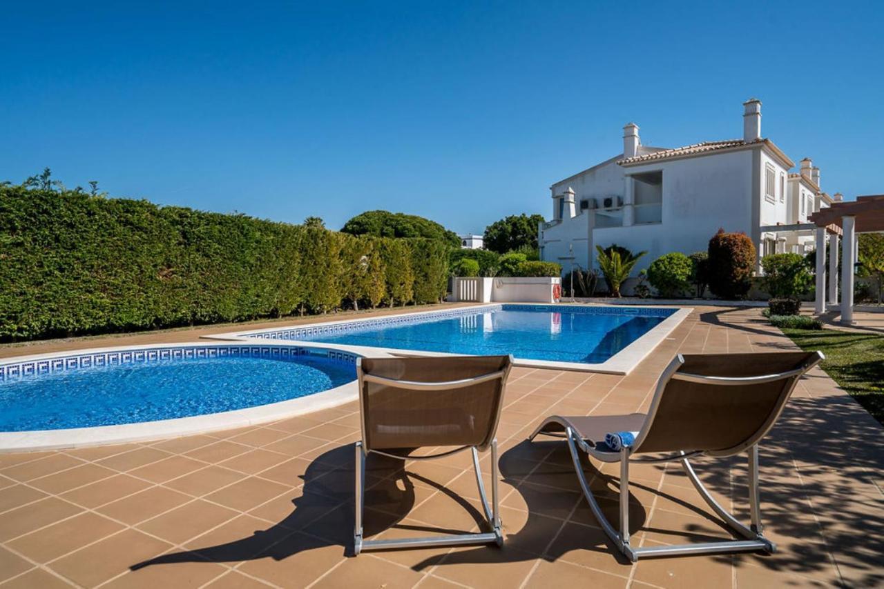 Villa Cantinho By Intiholidays อัลบูเฟรา ภายนอก รูปภาพ
