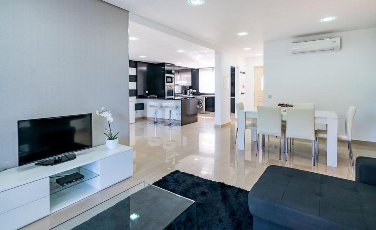 Villa Cantinho By Intiholidays อัลบูเฟรา ภายนอก รูปภาพ