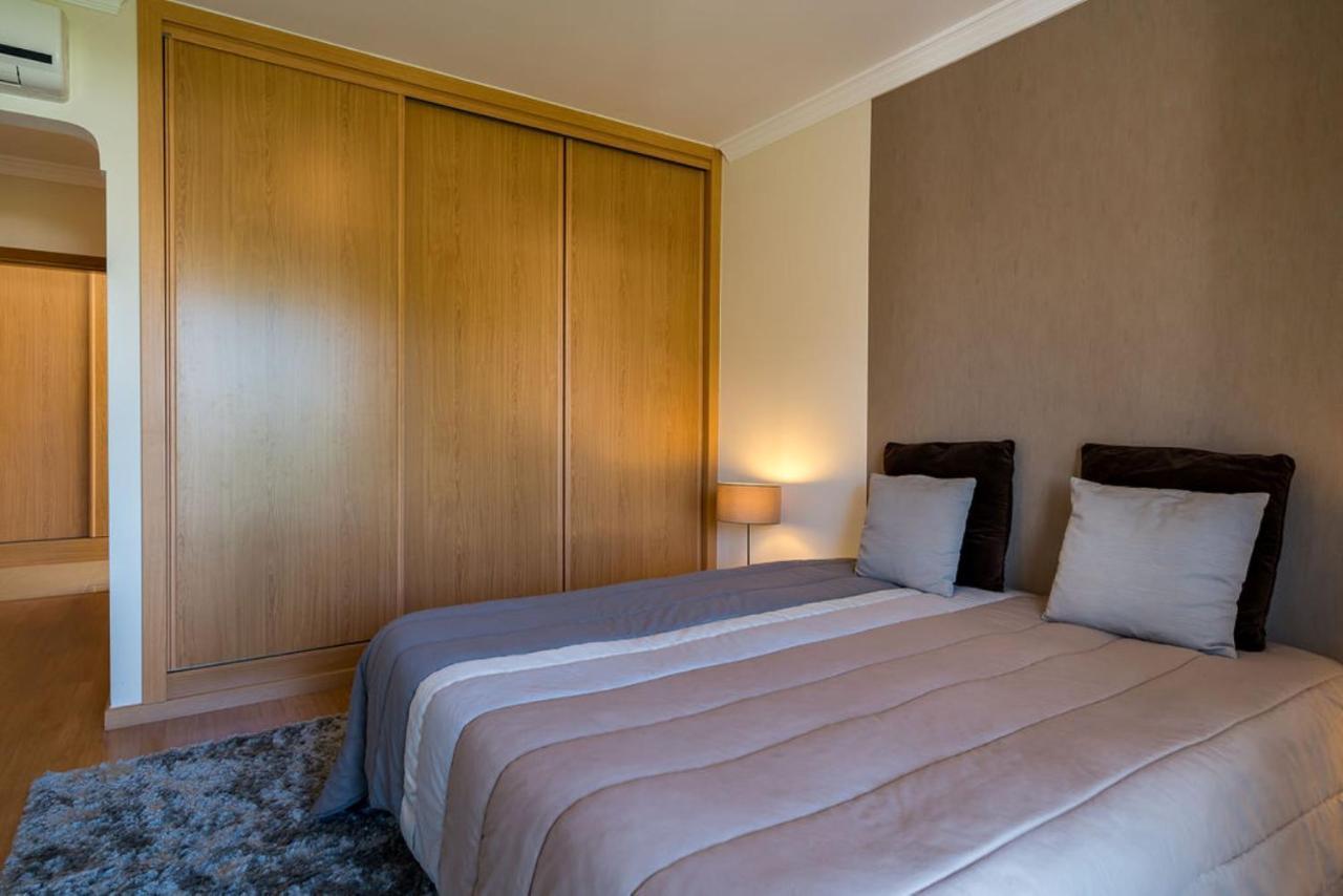 Villa Cantinho By Intiholidays อัลบูเฟรา ภายนอก รูปภาพ